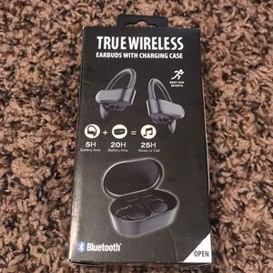 True Wireless earbuds